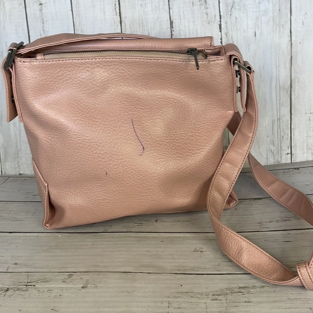Matt and Nat Pink Monkland Dwell Hobo